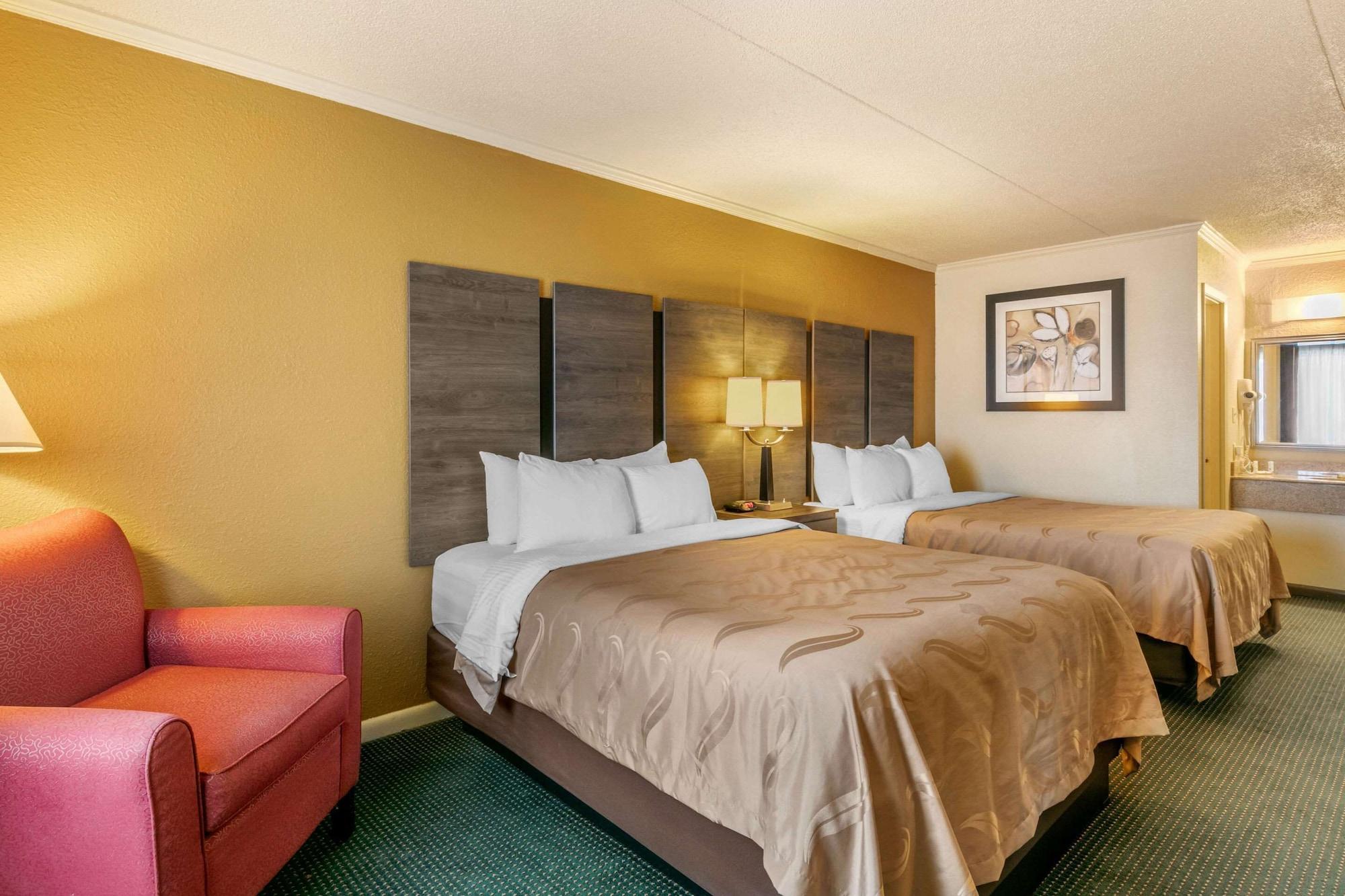 Quality Inn Manchester Extérieur photo